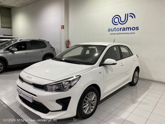 Kia Rio 1.2 DPI CONCEPT 84 5P - Terrassa