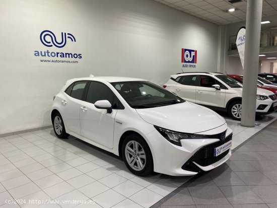 Toyota Corolla 1.8 HYBRID ACTIVE TECH E-CVT 122 5P - Terrassa