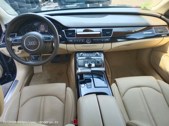 Audi A8 4.0 TFSI V8 QUATTRO 32v TIPTRONIC8 435cv. SUPER-OFERTA ANTES 35900€ - St. Joan Despi