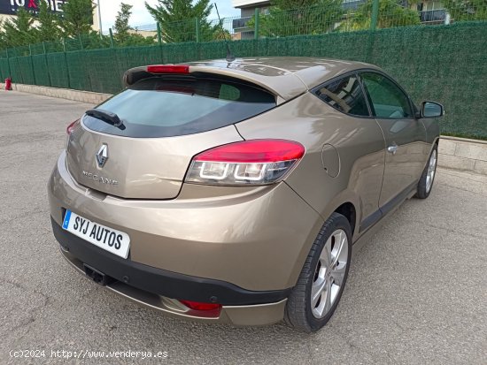 Renault Megane Dynamique TCE 180cv OFERTA ANTES 7900€ - St. Joan Despi