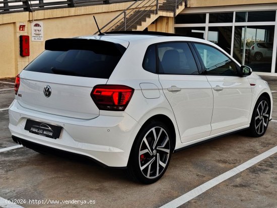 Volkswagen Polo GTI 2.0 TSI con TECHO PANORÁMICO, LLANTA 18