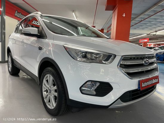 Ford Kuga 5 AÑOS GARANTÍA - El Prat de Llobregat