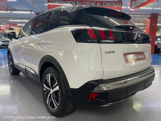 Peugeot 3008 5 AÑOS DE GARANTÍA - El Prat de Llobregat