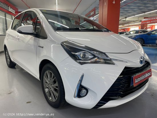 Toyota Yaris 5 AÑOS GARANTÍA - El Prat de Llobregat