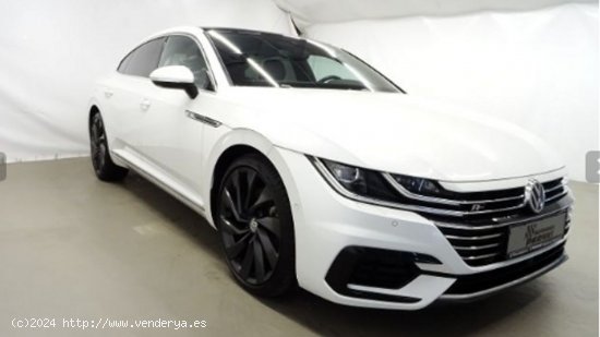 Volkswagen Arteon 2.0 TSI R-LINE 4M DSG - Barcelona