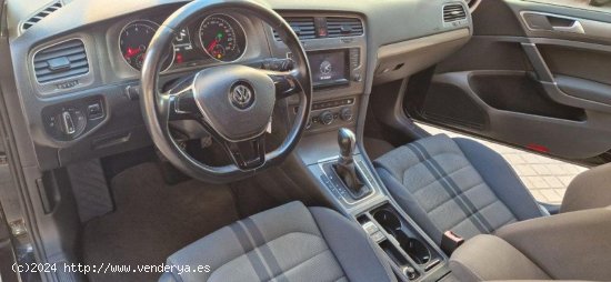 Volkswagen Golf 1.2 TSI 105CV CONFORTLINE BLUEMOTION AUTOMATICO-SENSORES DELANTEROS Y TRASEROS - Mat