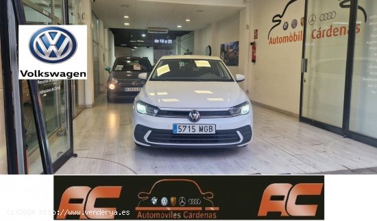 Volkswagen Polo 1.0 TSI 95CV LIFE APPLE CARPLAY-BLUETOOTH-SENSORES  DELANTEROS Y TRASEROS - Mataró