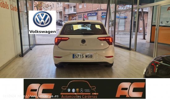 Volkswagen Polo 1.0 TSI 95CV LIFE APPLE CARPLAY-BLUETOOTH-SENSORES  DELANTEROS Y TRASEROS - Mataró