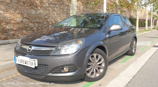 Opel Astra GTC 3P  1.6 - Barcelona