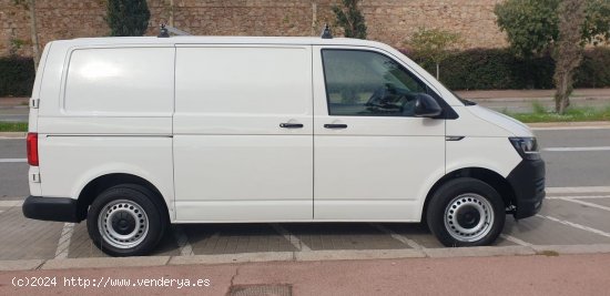 Volkswagen Transporter FURGON CORTO 2.0 TDI 102CV - Barcelona