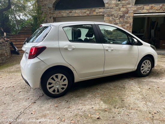  Toyota Yaris 1.3 - Cornellà 