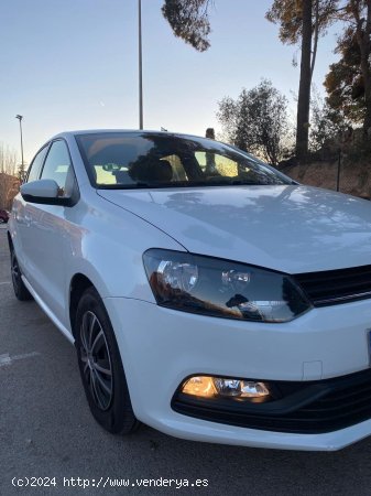  Volkswagen Polo 1.4 TDI BLUEMOTION 80CV - Cornellà 