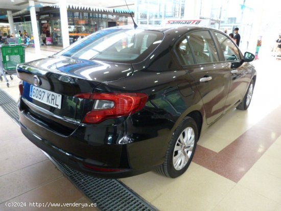 Fiat Tipo Tipo 1.4 TJet 16v Lounge 88kW 120CV GLP 4p. muy muy bien cuidado, kilómetros garantizados