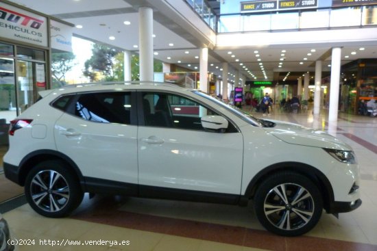 Nissan Qashqai QASHQAI DIGT 140 CV E6D ACENTA  un solo propietario, libro de revisiones - Montcada i