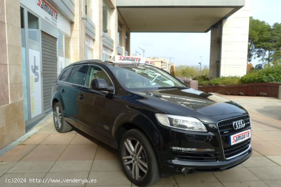 Audi Q7 AUDI Q7 3.0 TDI quattro tiptronic 7 PLAZAS 233CV - Montcada i Reixac