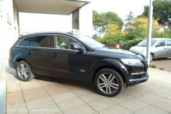 Audi Q7 AUDI Q7 3.0 TDI quattro tiptronic 7 PLAZAS 233CV - Montcada i Reixac