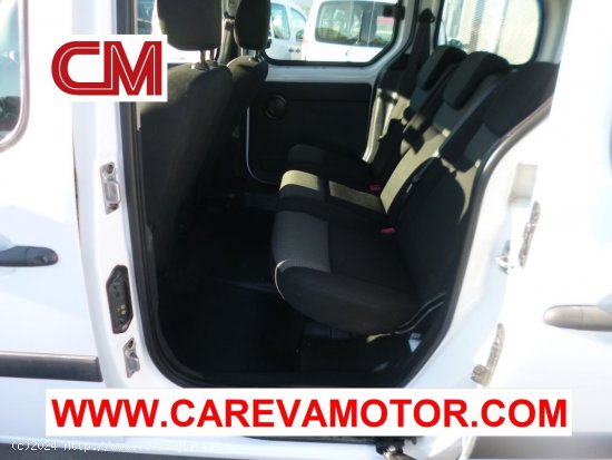 Renault Kangoo combi BLUE DCI 90CV 5P - Mataró