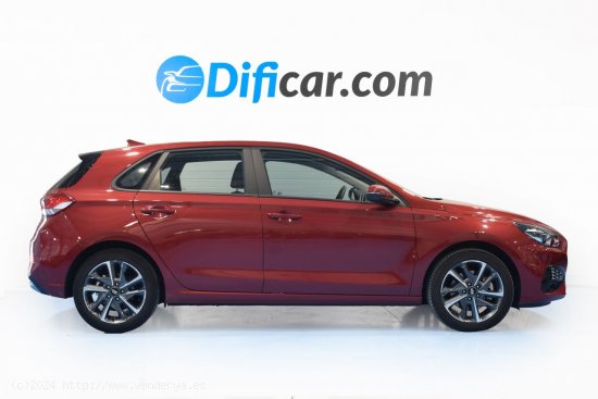 Hyundai i30 KLASS SLX 1.5 DPI 110CV - Molins de Rei