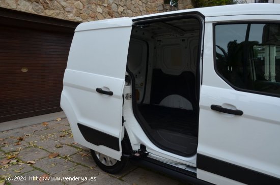 Ford Transit Connect VAN 200 L1 TREND 1.5 TDCI ECOBLUE 75CV MT6 E6 - Sant Vicenç dels Horts