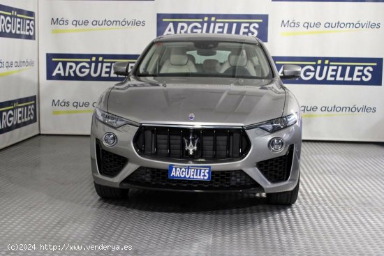 Maserati Levante 3.0 V6 GrandSport 350cv AWD - Madrid