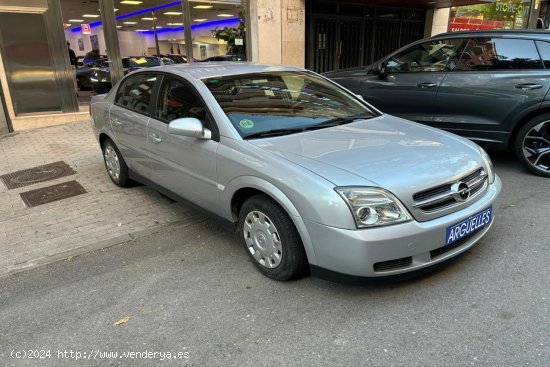 Opel Vectra Essentia 1.8 16v 122cv - Madrid