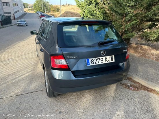 Skoda Fabia 1.0 TSI - Burgos