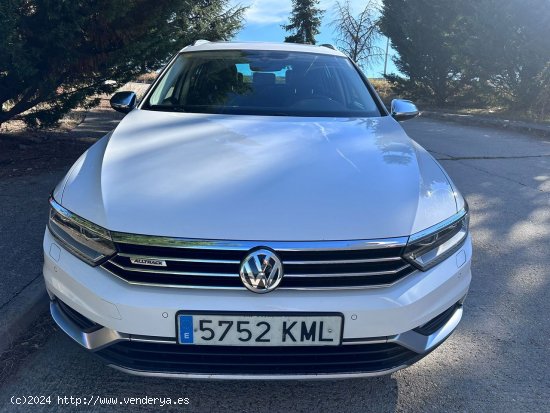 Volkswagen Passat Alltrack 2.0TDI ALLTRACK DSG - Burgos