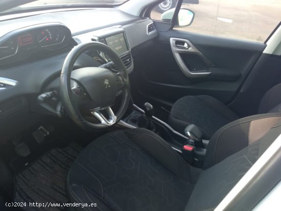 Peugeot 2008 ACTIVE BLUEHDI 100 - Santa Margalida