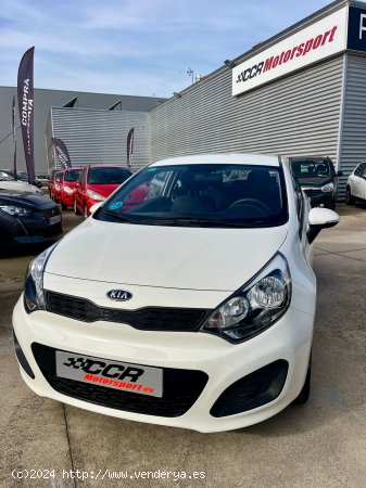  Kia Rio 1.3 CVVT CONCEPT 3P 85 CV - Granollers 