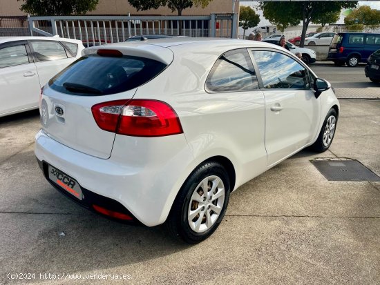 Kia Rio 1.3 CVVT CONCEPT 3P 85 CV - Granollers