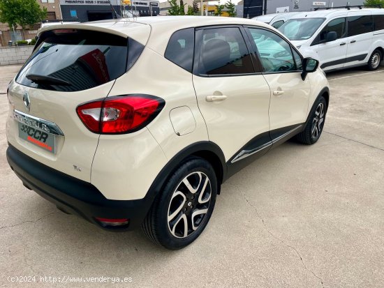 Renault Captur TCE 119 CV ZEN - Granollers