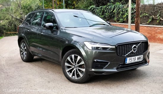 Volvo XC-60 T8 AWD 396CV R-DESIGN ULTIMATE DARK 