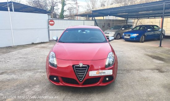 Alfa Romeo Giulietta 2.0 JTDM - Cornella de Terri