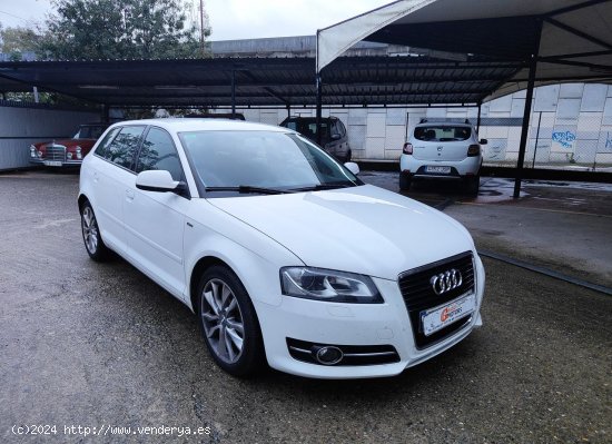 Audi A3 Sportback 2.0 TDI STRONIC - Cornella de Terri