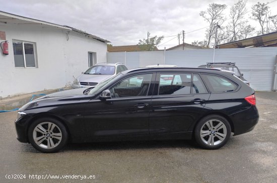 BMW Serie 3 Touring 320 D  SPORT - Cornella de Terri