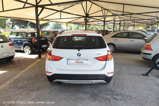 BMW X1 XDRIVE 18D - Cornella de Terri