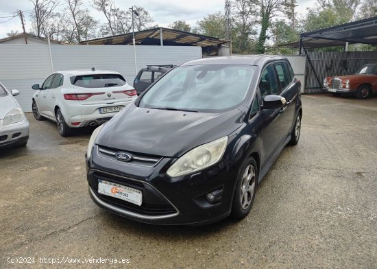  Ford Grand C-MAX 1.6 TDI TREND - Cornella de Terri 