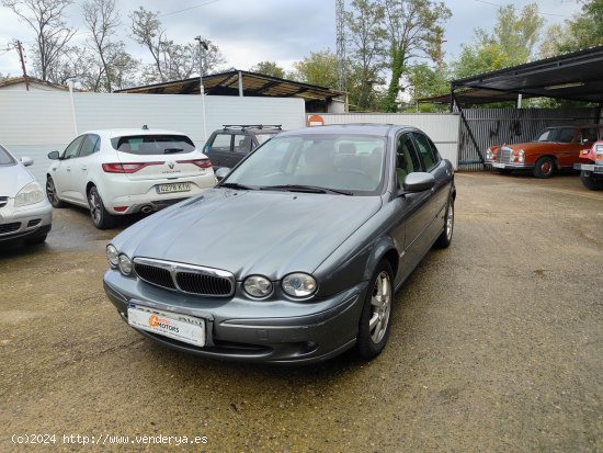  Jaguar X Type 2.2 D - Cornella de Terri 