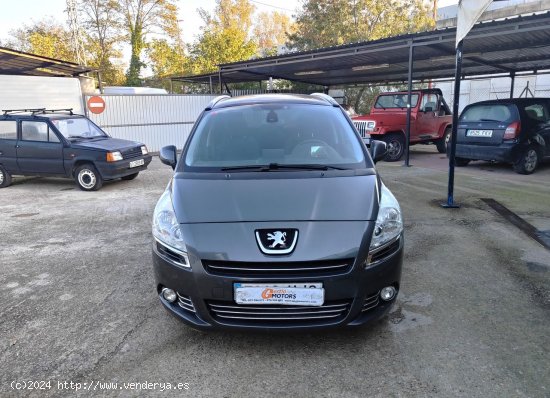 Peugeot E-5008 1.6 HDI FAP ALLURE 110 - Cornella de Terri