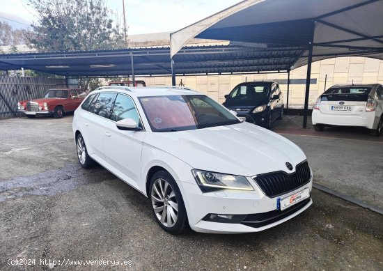 Skoda Superb 2.0 TDI 190 ADBLUE - Cornella de Terri