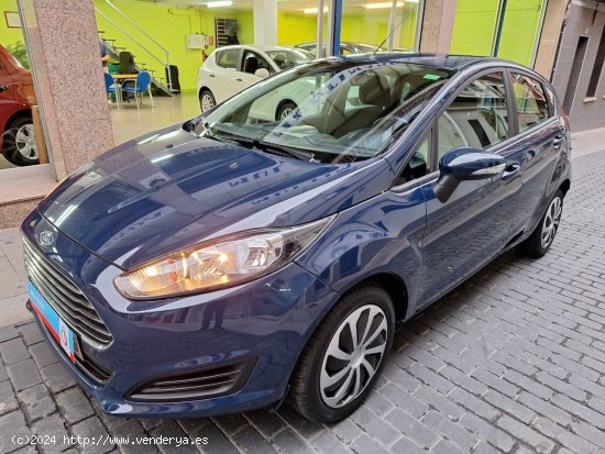  Ford Fiesta 1250 Trend gasolina etiq. medioambiental verde C con 45.000 Km. - Barcelona 