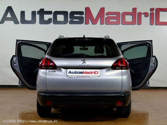 Peugeot 2008 Style 1.2L PureTech 60KW (82CV) - San Sebastián de los Reyes