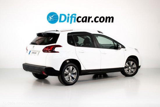 Peugeot 2008 STYLE 1.6 BLUEHDI 100CV - Fornells de la Selva