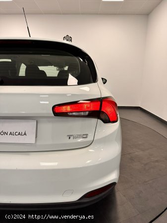 Fiat Tipo 1.4 16v Easy 95 CV gasolina 5p. - Alcalá de Henares