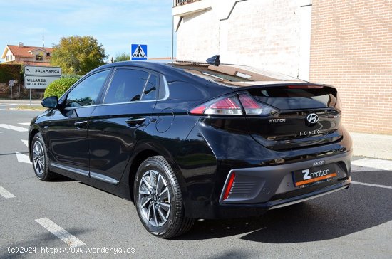 Hyundai IONIQ EV 136cv Tecno 100% Eléctrico - VILLARES DE LA REINA