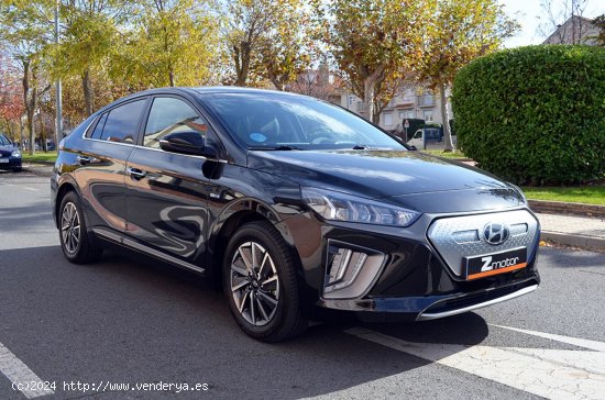 Hyundai IONIQ EV 136cv Tecno 100% Eléctrico - VILLARES DE LA REINA