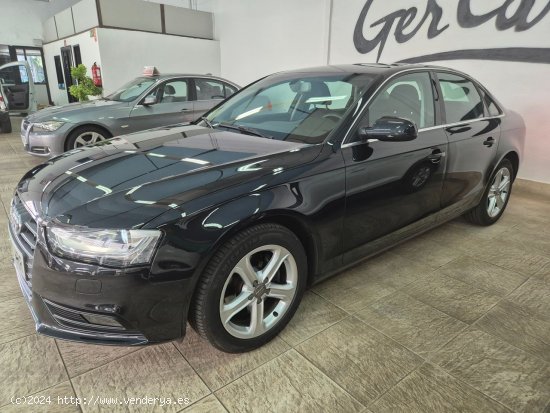 Audi A4 2.0TDI 143CV ADVANCE EDITION - Humanes de Madrid