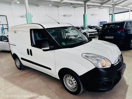 Opel Combo 1.6 CDTI 77kW 105CV L1 H1 furgón - Utrera