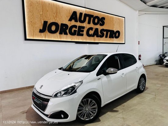 Peugeot 208 1.6 Bluehdi Signature 73kw 100cv - Utrera