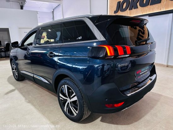 Peugeot 5008 1.5BLUEHDI S&S GT LINE 130cv 7plaza - Utrera